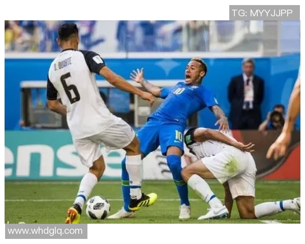 球员交易赛场爆发小插曲，裁判如何处理？